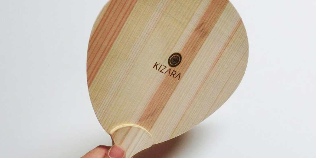 国産杉（間伐材）の柄付きうちわ | KIZARA Products ｜木製ノベルティ